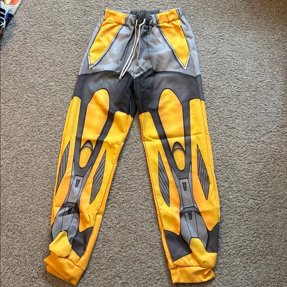 Yellow Robot Transformers Bumblebee costume Large (youth or women’s size) NEW!